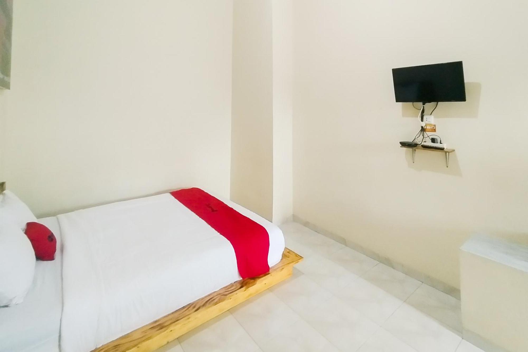 Reddoorz Syariah At Shakira Alesha Enggal Bandar Lampung Exterior foto