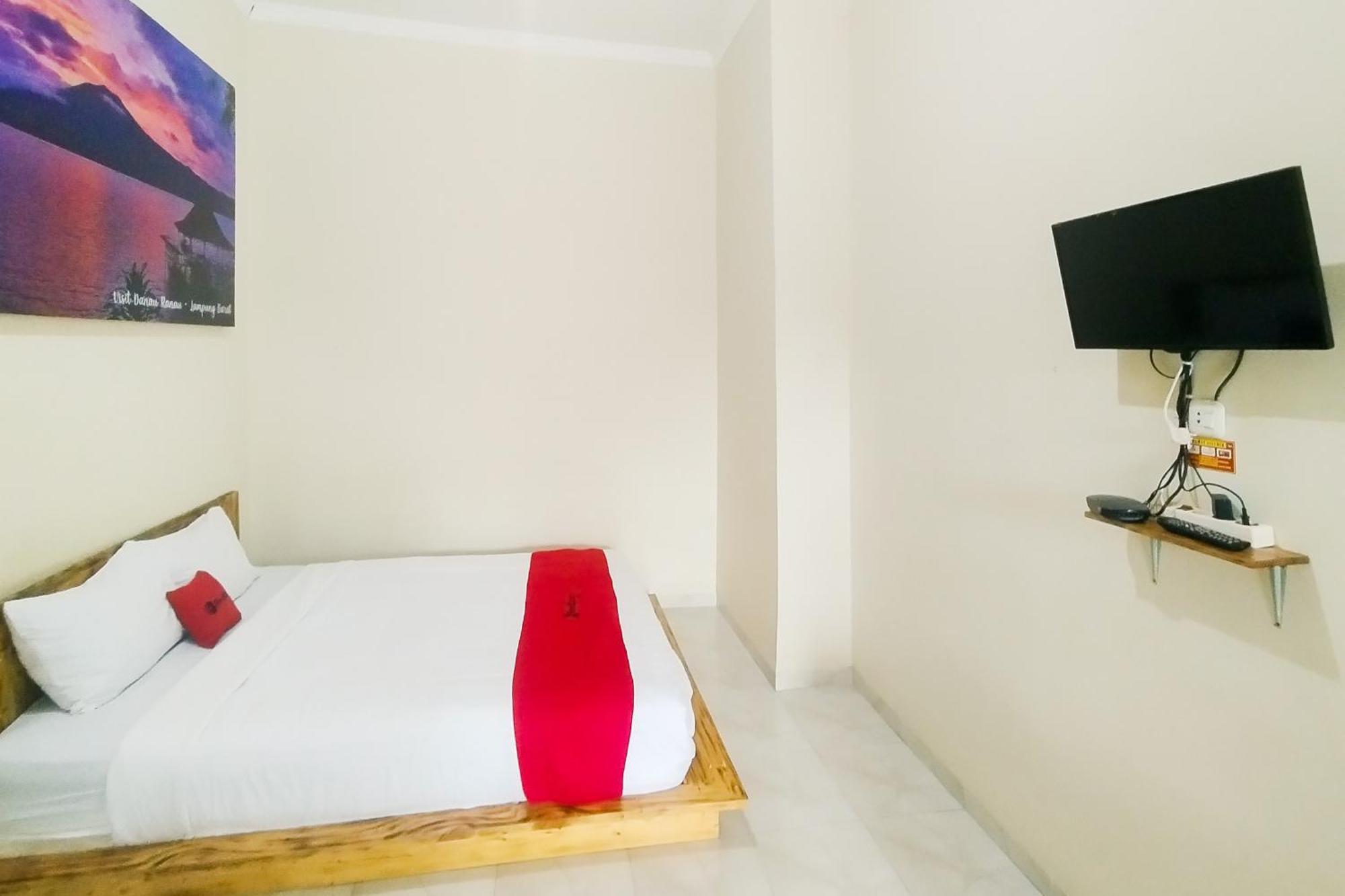 Reddoorz Syariah At Shakira Alesha Enggal Bandar Lampung Exterior foto